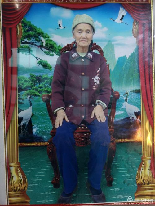 2025新澳正版今晚资料网站和男生带妈妈遗照高考与带着妈妈遗像上清华